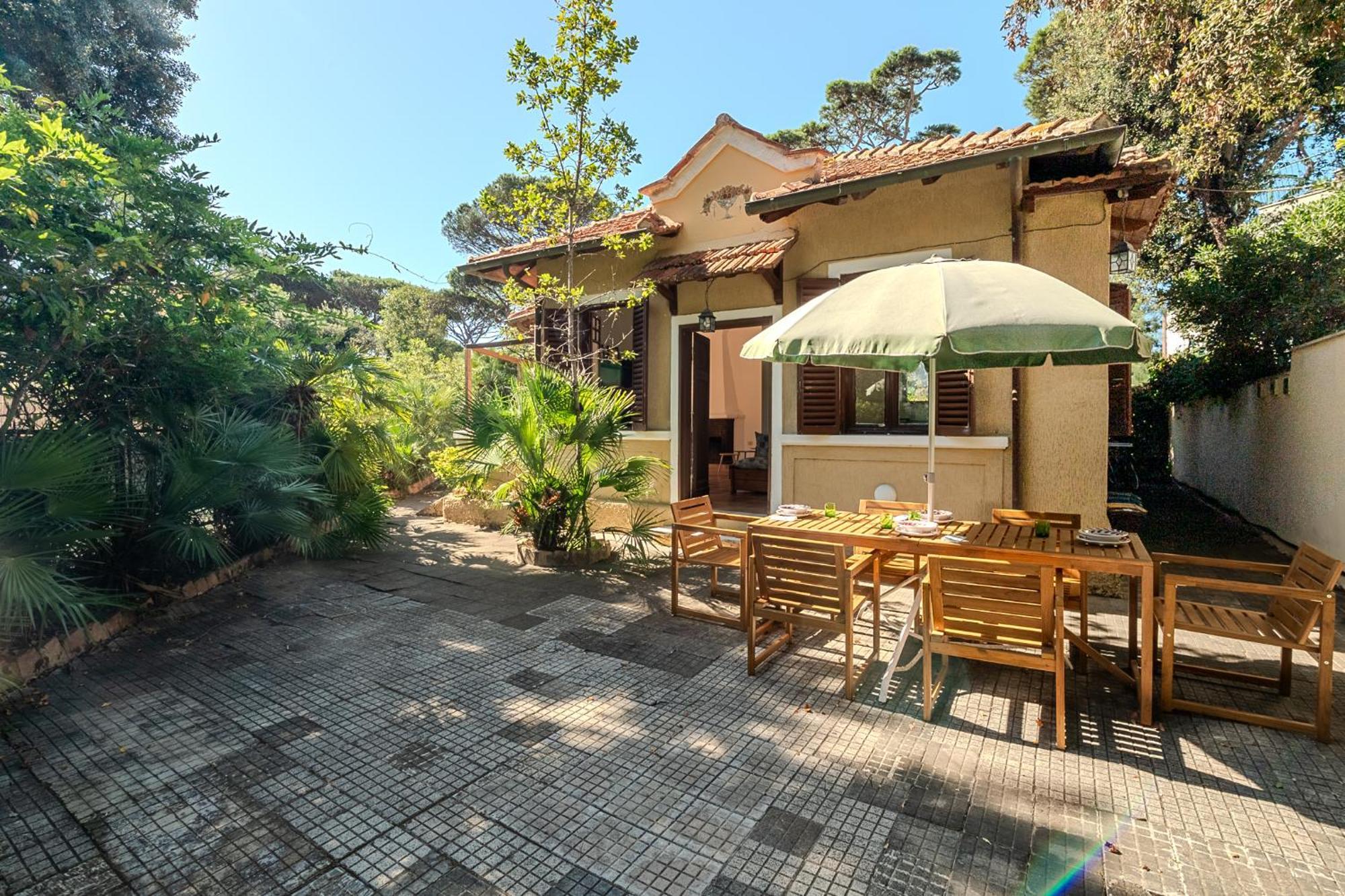 Exclusive Charming Villa - Free Parking 400 Mq Garden - Rome Airport - Roseto Villa Dream Fregenae Eksteriør bilde